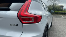 Volvo Xc40 2.0 D4 [190] R DESIGN 5dr AWD Geartronic Diesel Estate
